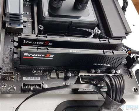 mix and match ram sticks.